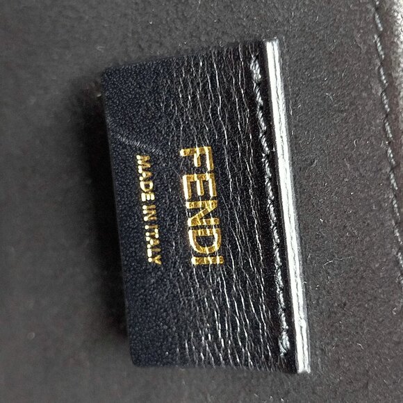 Fendi Shoulder Bag Yellow Leather mon-995-091725 - Picture 16 of 16